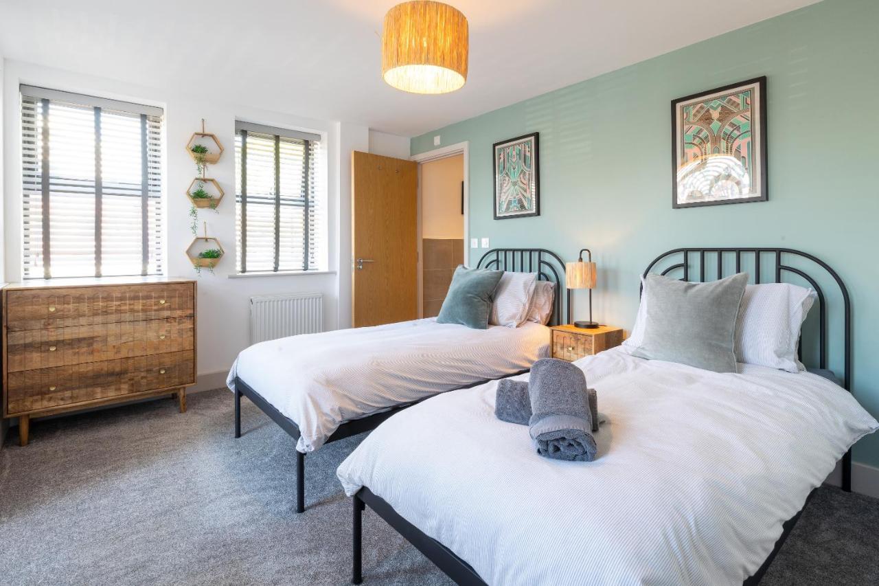 Oxford Heights- Free Evening Parking Apartment เซาธ์แธมป์ตัน ภายนอก รูปภาพ